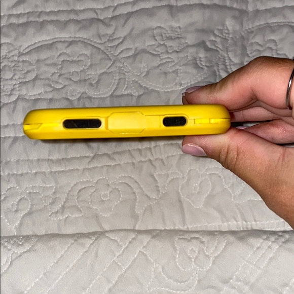 Frē LifeProof case - Picture 3 of 5